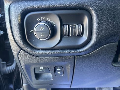 Used 2022 RAM 1500 Laramie image 22