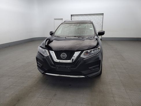 Used 2018 Nissan Rogue SV image 15