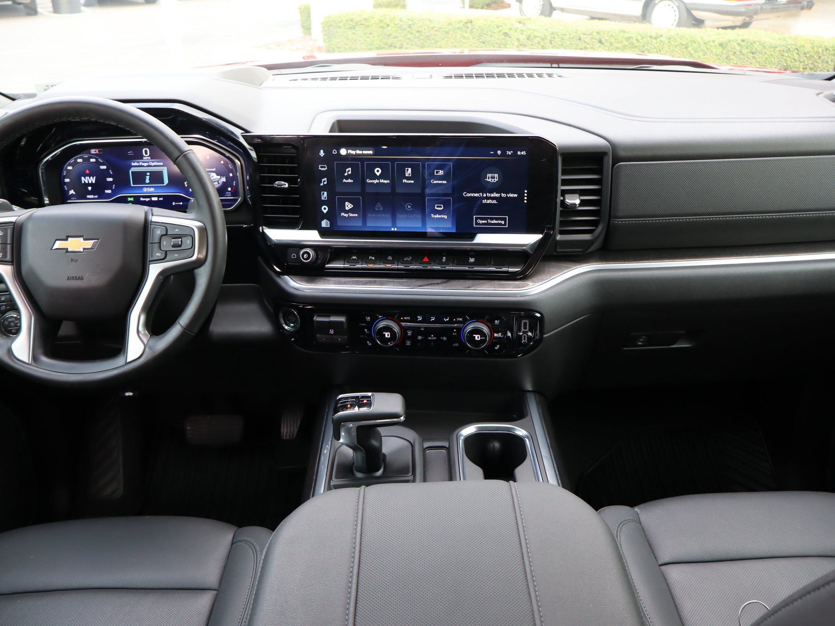 Used 2025 Chevrolet Silverado 1500 LTZ w/ LTZ Premium Package AWD/4WD image 17