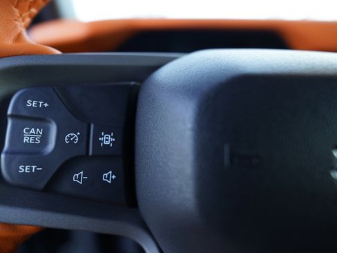 Used 2022 Ford Bronco Wildtrak image 19