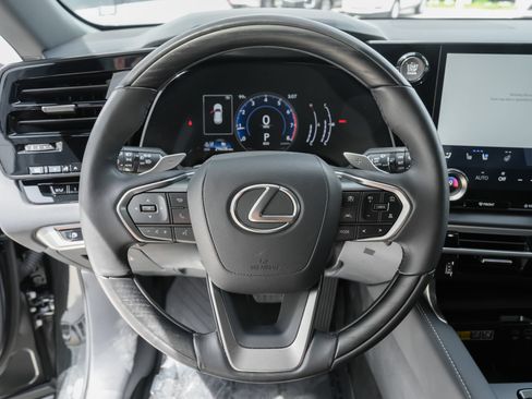 Used 2024 Lexus RX 350 Premium w/ Accessory Package (Z1) FWD image 9
