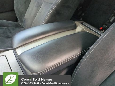 Used 2017 Nissan Murano SV FWD image 18