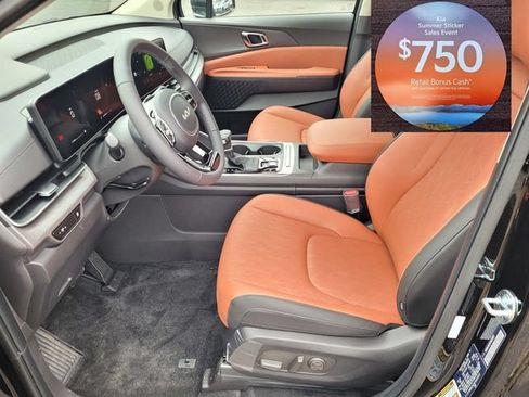 New 2026 Kia Carnival EX FWD image 8