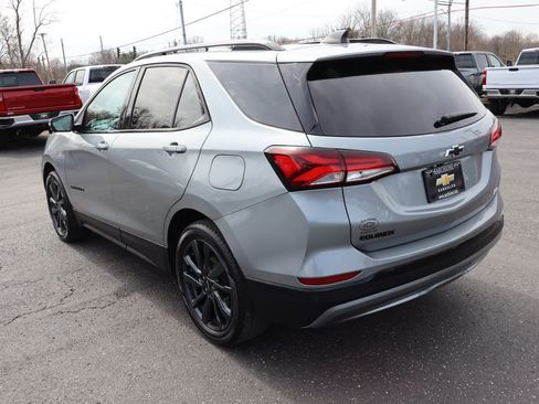 Used 2024 Chevrolet Equinox RS image 3