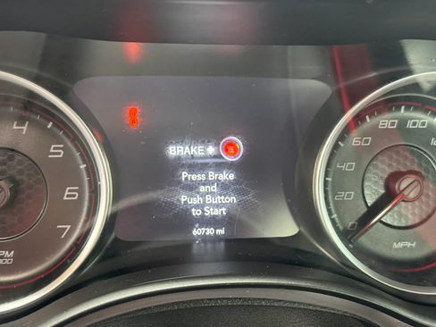 Used 2019 Dodge Charger Scat Pack RWD image 32