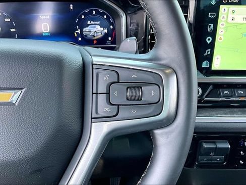 Used 2025 Chevrolet Silverado 1500 LTZ AWD/4WD image 13
