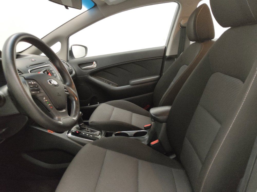 Used 2018 Kia Forte LX FWD image 17