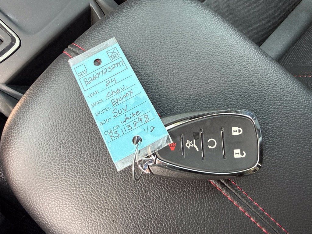 Used 2024 Chevrolet Equinox RS w/ RS Leather Package AWD/4WD image 36