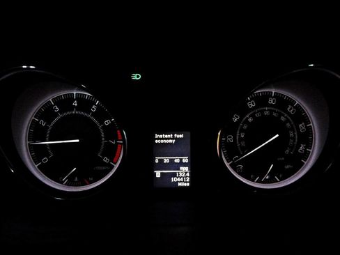 Used 2013 Suzuki Kizashi S FWD image 22