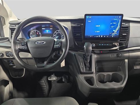 Used 2024 Ford Transit 350 XLT image 9