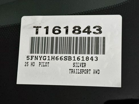 Used 2025 Honda Pilot TrailSport image 45