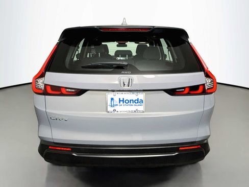 Used 2024 Honda CR-V LX image 4