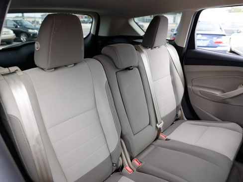 Used 2016 Ford Escape SE image 14