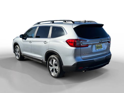 Certified 2024 Subaru Ascent Premium w/ Convenience Package image 3