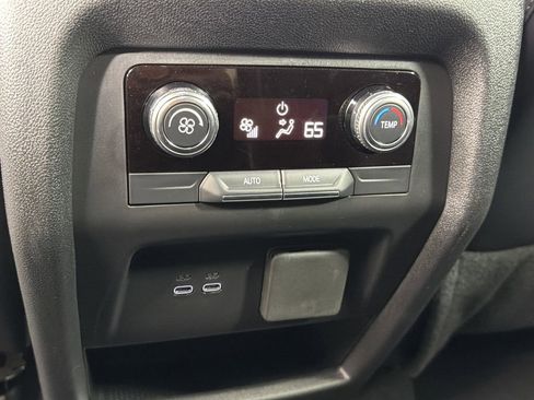 New 2025 GMC Acadia Elevation w/ Elevation Premium Package image 22