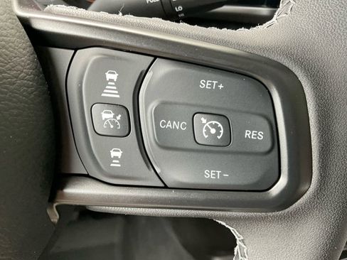 New 2025 Jeep Gladiator Sport image 23