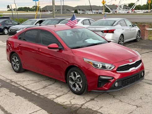 Used 2021 Kia Forte LXS FWD image 3