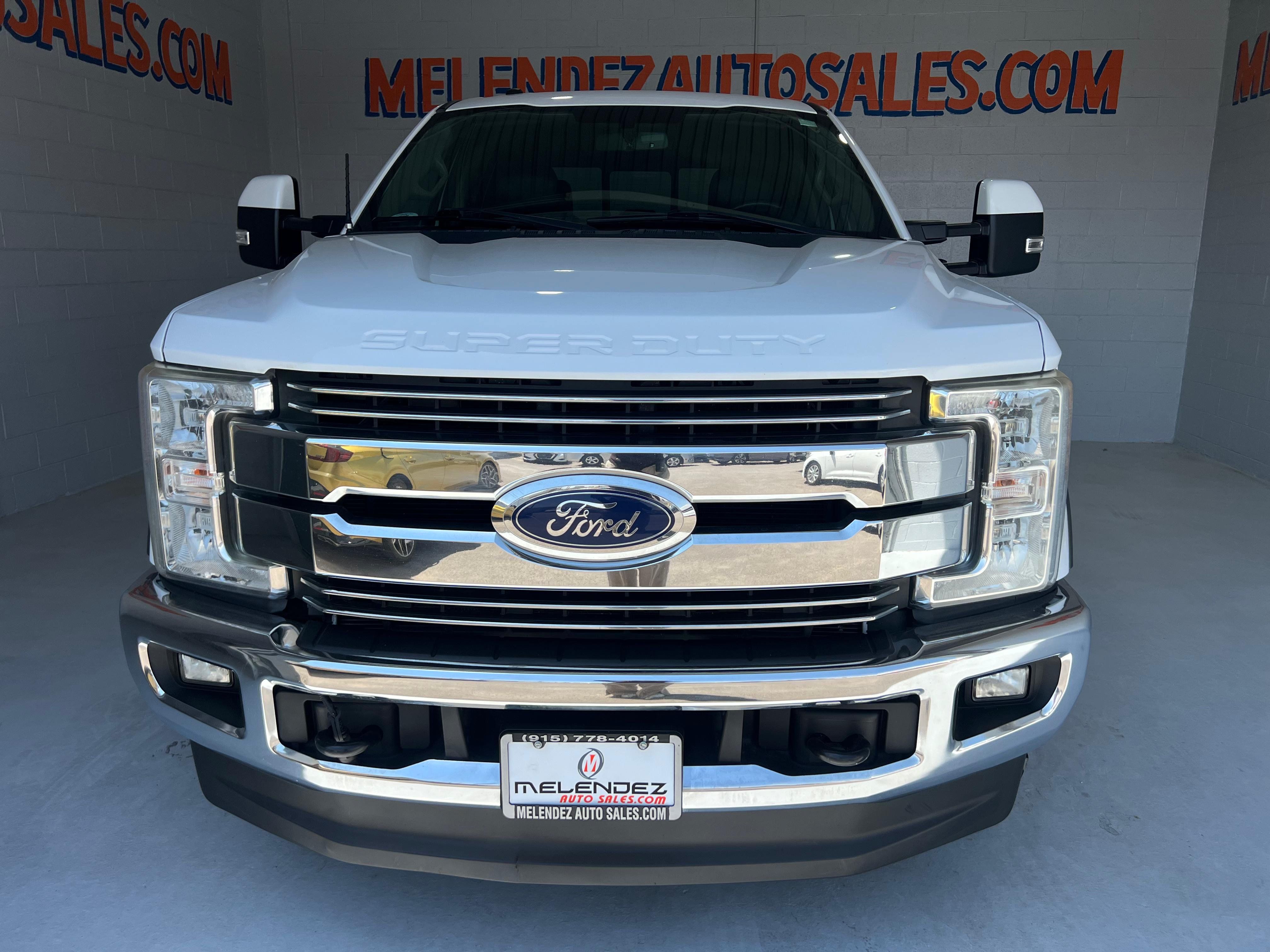 Used 2017 Ford F250 Lariat w/ Lariat Value Package AWD/4WD image 9