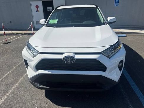 Used 2021 Toyota RAV4 XLE w/ Convenience Package AWD/4WD image 3