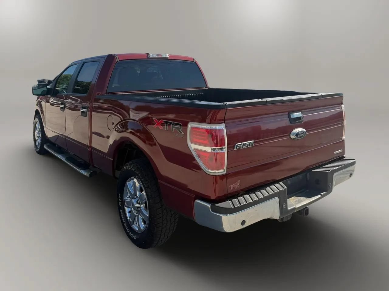 Used 2014 Ford F150 XLT w/ Equipment Group 302A Luxury AWD/4WD image 5