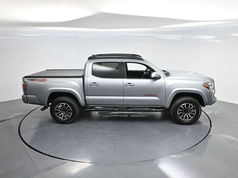 Used 2021 Toyota Tacoma TRD Sport w/ Technology Package AWD/4WD image 43