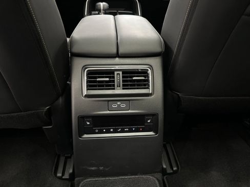 Certified 2024 MAZDA CX-90 Plug-In Hybrid w/ Premium Plus AWD/4WD image 27
