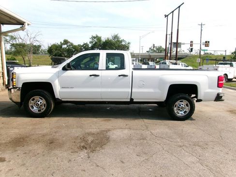Used 2017 Chevrolet Silverado 2500 W/T AWD/4WD image 1