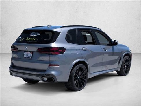 Used 2025 BMW X5 sDrive40i w/ M Sport Package RWD image 5