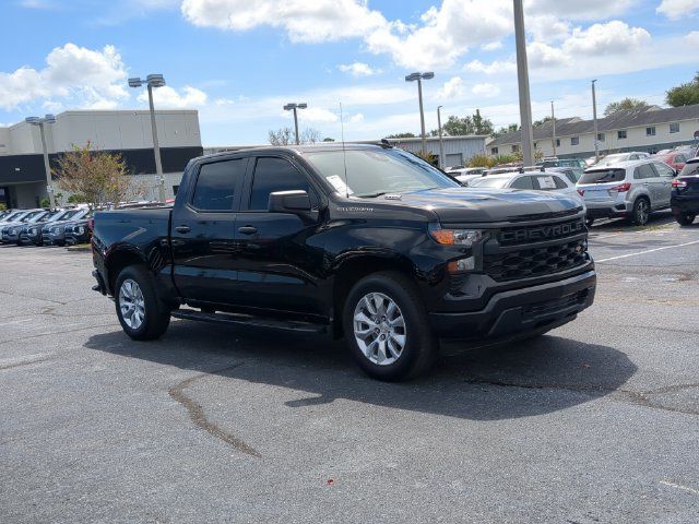 Used 2025 Chevrolet Silverado 1500 Custom RWD image 4