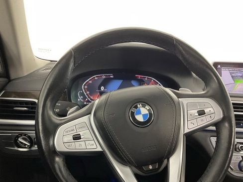 Used 2020 BMW 740i image 26