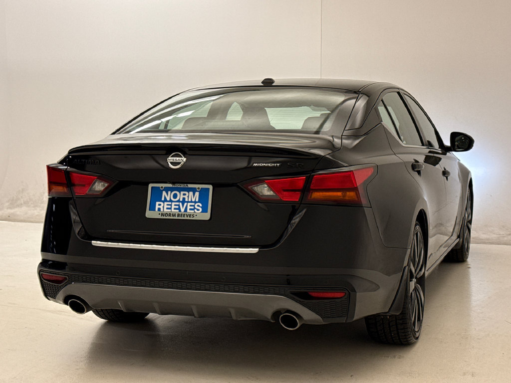 Used 2022 Nissan Altima 2.5 SR w/ Midnight Edition Package FWD image 9