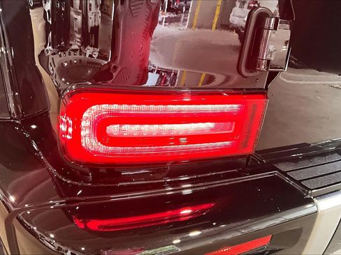 Used 2025 Mercedes-Benz G 580 w/ EQ Technology image 27