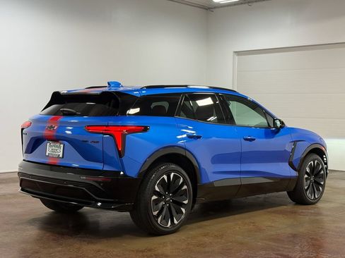 Used 2025 Chevrolet Blazer EV RS AWD/4WD image 24