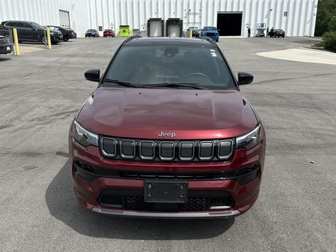 Used 2022 Jeep Compass High Altitude AWD/4WD image 3