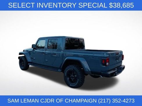 New 2025 Jeep Gladiator Sport image 19