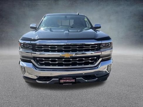 Used 2018 Chevrolet Silverado 1500 LTZ w/ LTZ Plus Package AWD/4WD image 3