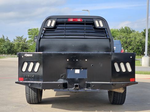 Used 2022 RAM 3500 Big Horn w/ Night Edition AWD/4WD image 8
