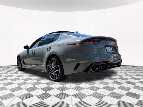 Used 2022 Kia Stinger GT1 AWD/4WD image 13