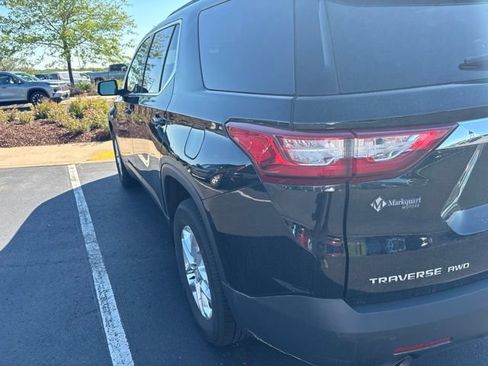 Used 2019 Chevrolet Traverse LT AWD/4WD image 3