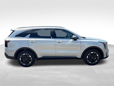 New 2026 Kia Sorento S w/ S Panoramic Sunroof Package FWD image 6
