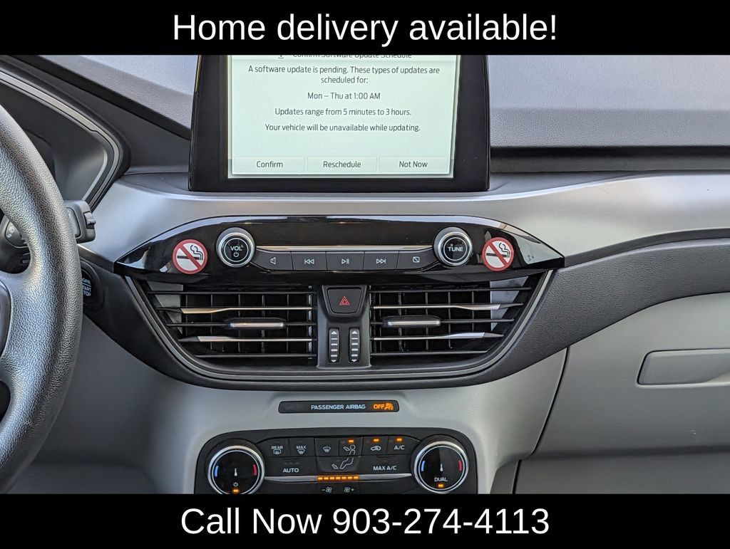 Used 2025 Ford Escape Active AWD/4WD image 16