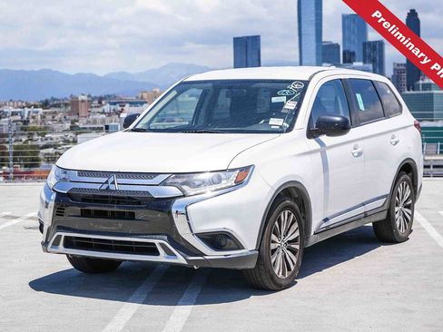 Used 2019 Mitsubishi Outlander ES FWD image 1