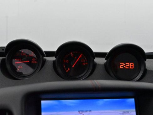 Used 2017 Nissan 370Z NISMO image 28