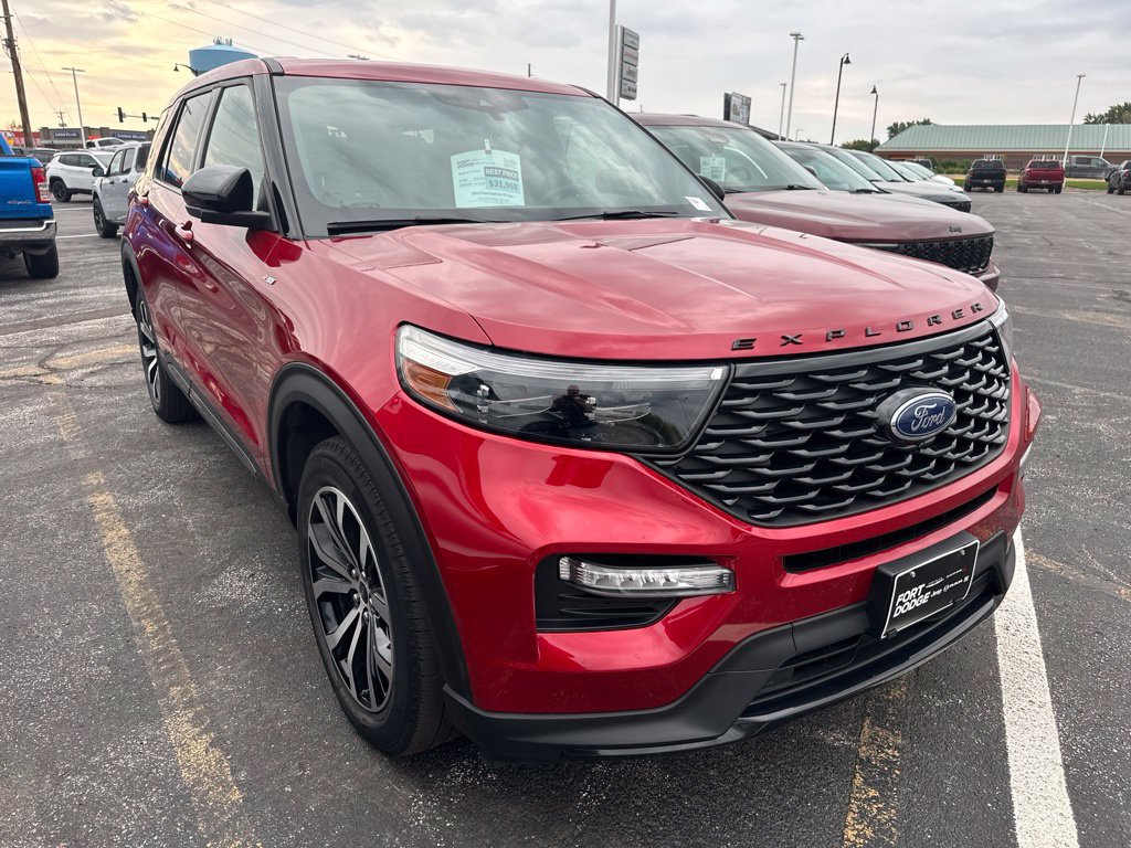 Used 2022 Ford Explorer ST-Line AWD/4WD image 6
