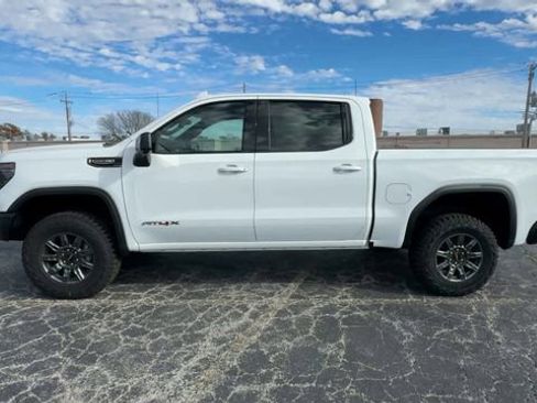 New 2026 GMC Sierra 1500 AT4X image 5