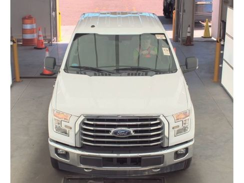 Used 2017 Ford F150 XLT w/ Equipment Group 302A Luxury AWD/4WD image 2