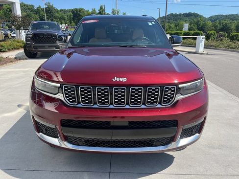 Used 2025 Jeep Grand Cherokee L Summit w/ Advanced Protech Group IV AWD/4WD image 34