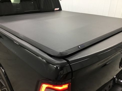 Used 2019 RAM 1500 Laramie AWD/4WD image 35