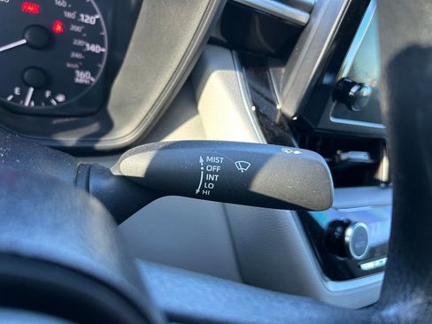 Certified 2025 Toyota Corolla LE image 20