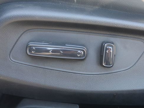Used 2023 Honda HR-V EX-L image 18